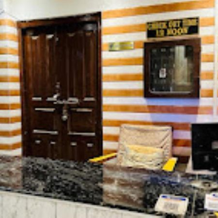 Hotel Nilamber By Grb Lumding Ngoại thất bức ảnh